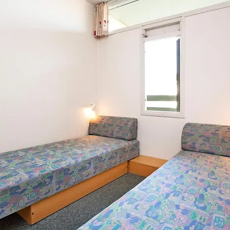 アパート Inviting In *